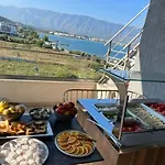 Vogue's Boutique Hotel Wlora