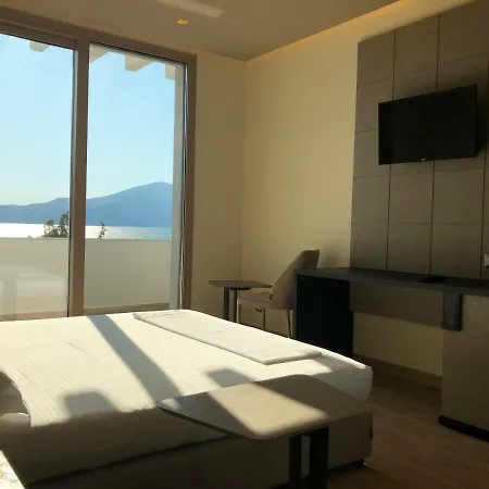 Vogue's Boutique Hotel Vlorë