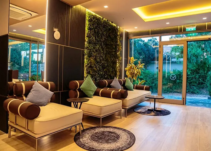 Vogue's Boutique 3* Vlore