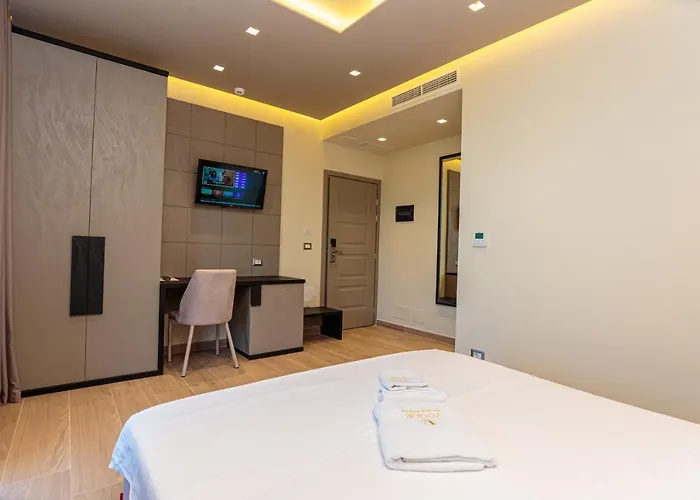 Vogue's Boutique 3* Vlore