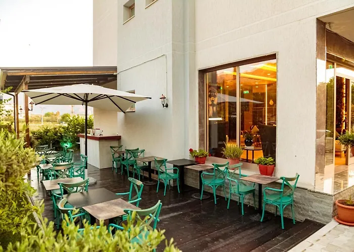 Vogue's Boutique 3* Vlore