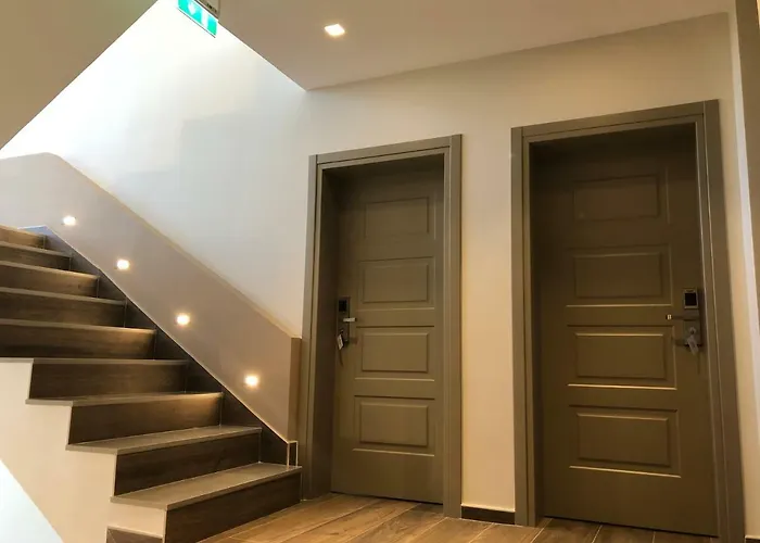 Vogue's Boutique Hotel 3*