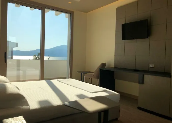 Vogue's Boutique Hotel Vlore